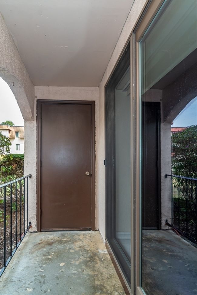 3 - 685 Oak St, Condo with 1 bedrooms, 1 bathrooms and 1 parking in Brockton MA | Image 14