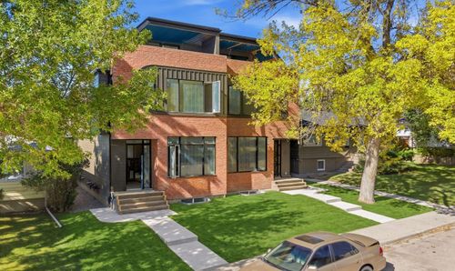 907 35a St Nw, Calgary, AB, T2N3A5 | Card Image
