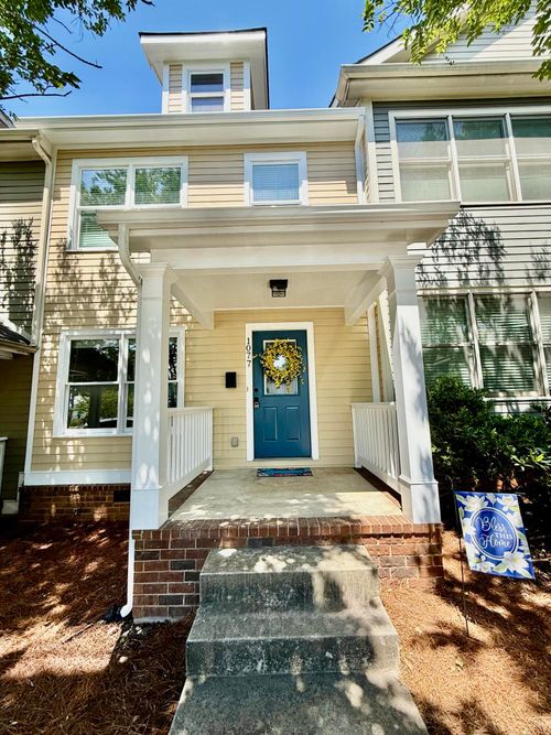 1077 Park Ave, Chattanooga, TN, 37403-3023 | Card Image