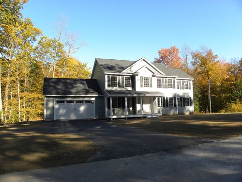 16 Emily Ln, Danville, NH, 03819-3261 | Card Image