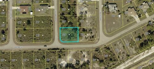 325 Panorama Ave, LEHIGH ACRES, FL, 33974-2421 | Card Image