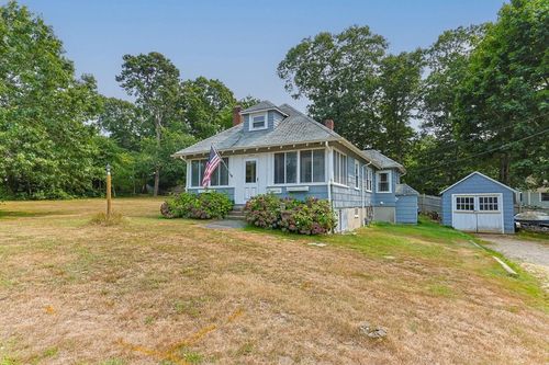 16 Silver Beach Ave, North Falmouth, MA, 02556-2612 | Card Image