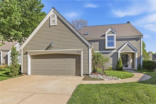 12110 Sagamore Rd, Leawood, KS, 66209-1245 | Card Image