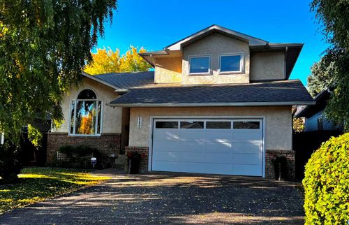 112 Edgewood Blvd W, Lethbridge, AB, T1K5Z7 | Card Image