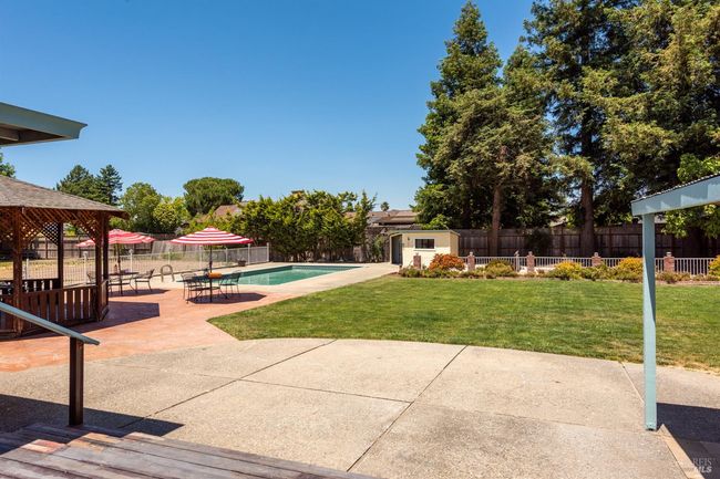 2935 Arden Way, House other with 3 bedrooms, 2 bathrooms and 8 parking in Santa Rosa CA | Image 40