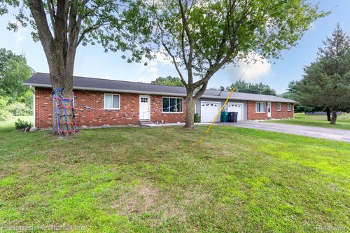 2861 Spring Hill Dr, Howell, MI, 48843-7891 | Card Image