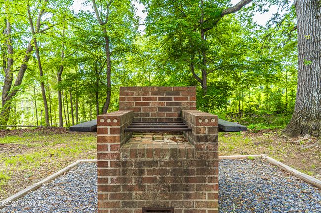 2396 Putnam Glendon Rd, House other with 3 bedrooms, 2 bathrooms and 2 parking in Carthage NC | Image 37