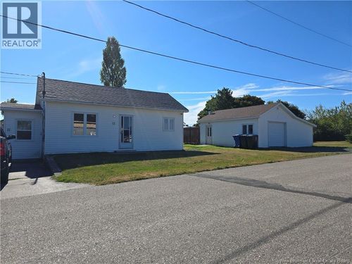 11 Veterans St, Belledune, NB, E8G2X3 | Card Image