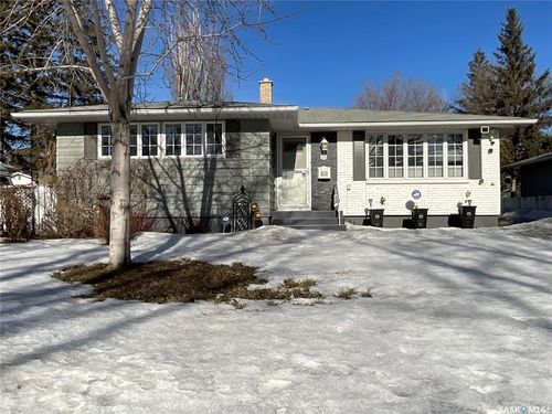70 Walden Cres, Regina, SK, S4N1L3 | Card Image