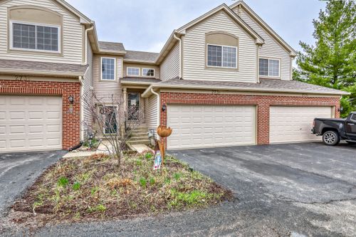 unit-e-273 Nicole Dr, South Elgin, IL, 60177-3633 | Card Image