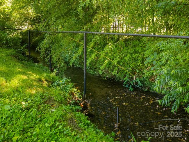 109 Short St, Home with 3 bedrooms, 2 bathrooms and null parking in Waynesville NC | Image 33