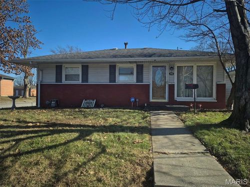 2936 Dogwood Dr, Granite City, IL, 62040-5813 | Card Image