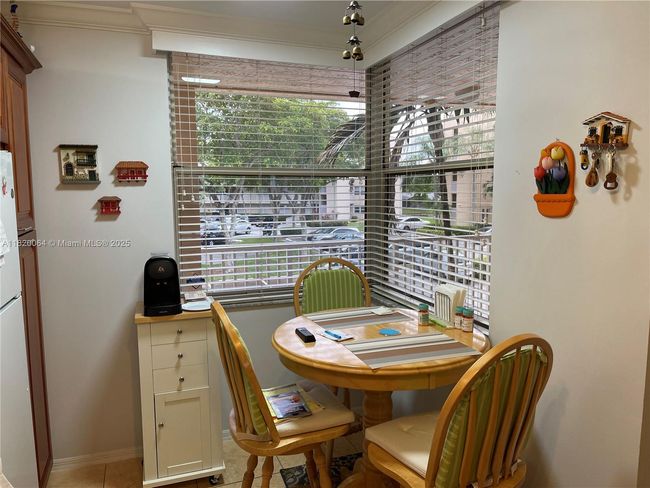 APT-210 - 10422 24 Th Pl, Condo with 2 bedrooms, 2 bathrooms and null parking in Sunrise FL | Image 6