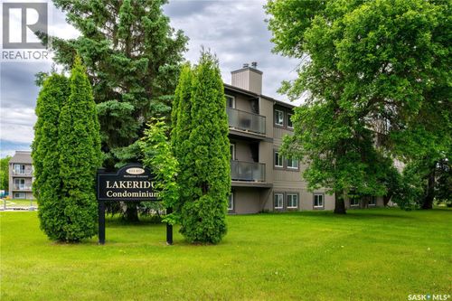 206-855 Wollaston Cres, Saskatoon, SK, S7J4G1 | Card Image