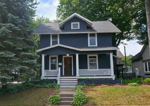 825 E Central Park Ave, Davenport, IA, 52803-1713 | Card Image