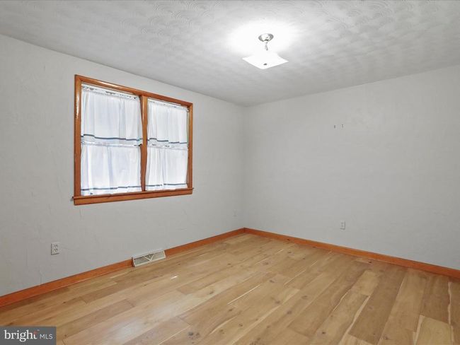 2 W Marathon Pl, House other with 5 bedrooms, 2 bathrooms and null parking in ROMNEY WV | Image 17