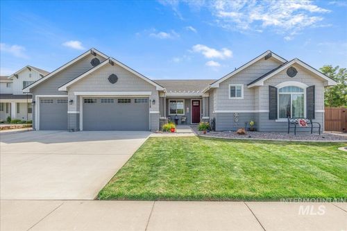 2118 N Foudy Ave, Eagle, ID, 83616-7326 | Card Image