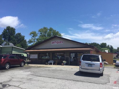 220 S Front St, Cobden, IL, 62920-2222 | Card Image