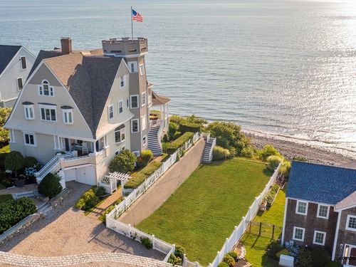 2 Bluff Rd, Hull, MA, 02045-1406 | Card Image
