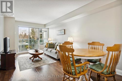 206-20 N Park Rd, Vaughan, ON, L4J0G7 | Card Image