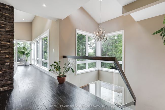 1141 Julia Crt, House other with 3 bedrooms, 3 bathrooms and 7 parking in Dunrobin ON | Image 5