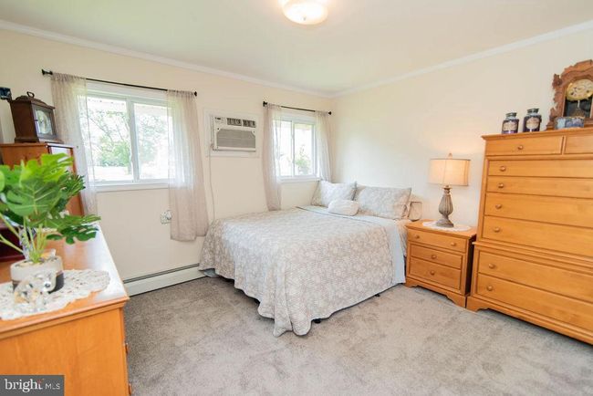 91 New School Ln, House other with 4 bedrooms, 2 bathrooms and null parking in LEVITTOWN PA | Image 14