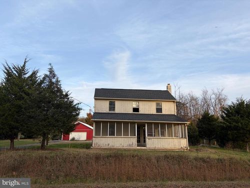 20854 The Woods Rd, Leesburg, VA, 20175-6522 | Card Image