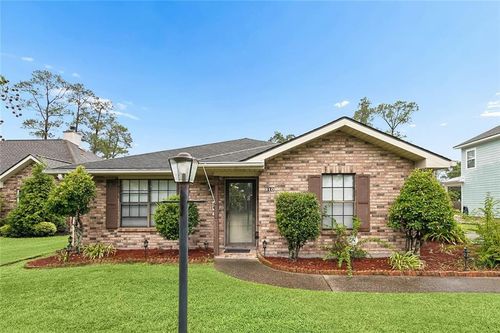 810 Michigan Ave, Slidell, LA, 70458-2832 | Card Image