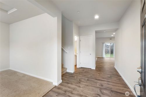 4414 Goldcrest Dr Nw, Olympia, WA, 98502-9018 | Card Image