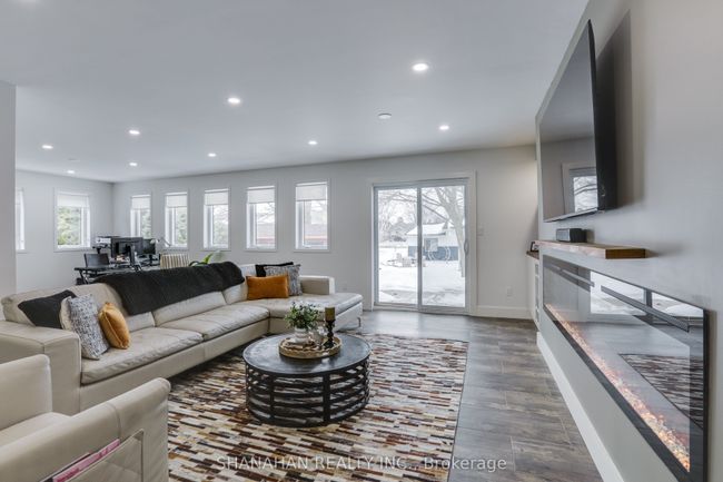 73 Sunset Ave, House other with 4 bedrooms, 3 bathrooms and 4 parking in Warwick ON | Image 5