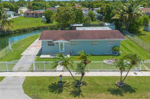 19781 Sw 122nd Ave, Miami, FL, 33177-4902 | Card Image