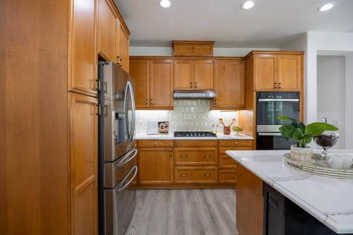 113 S Pacifico St, Mountain House, CA, 95391-2073 | Card Image