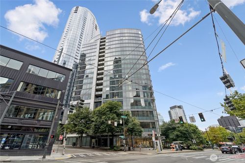 904-820 Blanchard St, Seattle, WA, 98121-2650 | Card Image