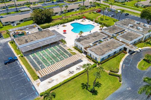 2911 Ashley Dr W, West Palm Beach, FL, 33415-8203 | Card Image