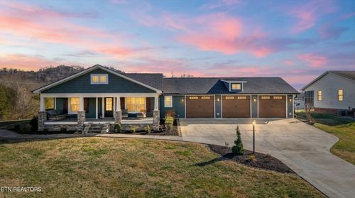 140 Overton Ln, Powell, TN, 37849-4019 | Card Image