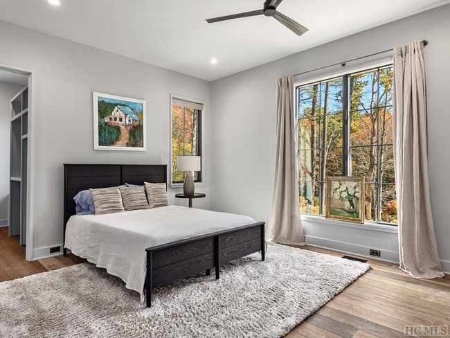 340 Mills Creek Trce, House other with 4 bedrooms, 5 bathrooms and null parking in Lake Toxaway NC | Image 15
