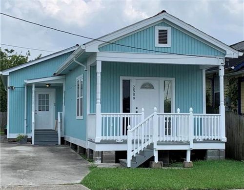 2509 Piety St, New Orleans, LA, 70117-5815 | Card Image