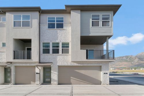 572 N Buffalo Grass Ln, Lindon, UT, 84042-1177 | Card Image