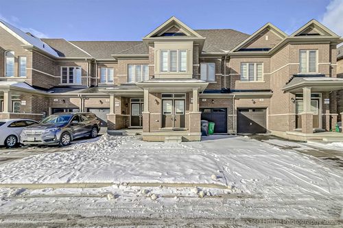 88 Adventura Rd, Brampton, ON, L7A5A7 | Card Image