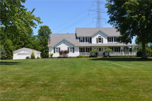 7600 Meadowood Dr, Canfield, OH, 44406-9449 | Card Image