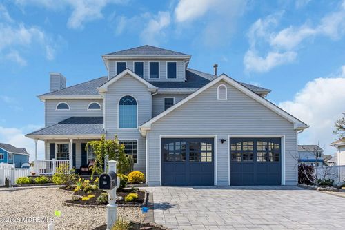 808 Ensign Dr, Forked River, NJ, 08731-3031 | Card Image