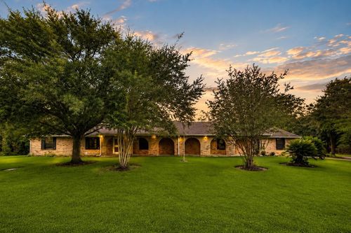 327 Maple Dr, Hitchcock, TX, 77563-3043 | Card Image