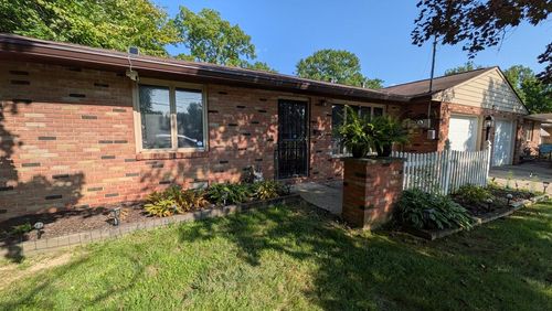 47 & 49 Bethel Ln, Ontario, OH, 44906 | Card Image