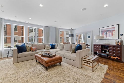 202-1280 Washington St, Boston, MA, 02118-2151 | Card Image