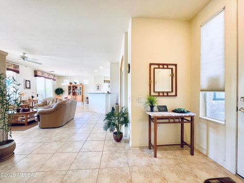 9524 N Twinkling Shadows Way, Tucson, AZ, 85743 | Card Image