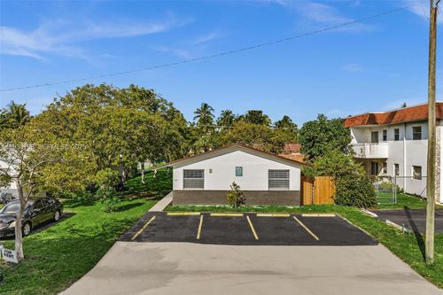 1-329 Sw 1st Ct, Pompano Beach, FL, 33060-4636 | Card Image