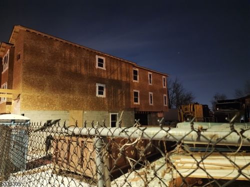 28 Garibaldi Ave, Newark, NJ, 07114-2110 | Card Image