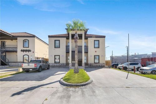 apt-2-105 E Pike St, South Padre Island, TX, 78597-6992 | Card Image