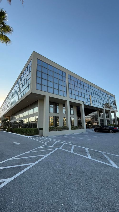 404-631 Us Highway 1, North Palm Beach, FL, 33408-4617 | Card Image