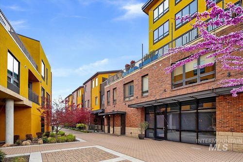 11-611 S 8th Street, Unit 11, Boise, ID, 83702 | Card Image